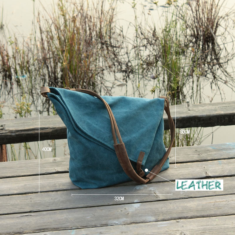 Women's Canvas Messenger Bag