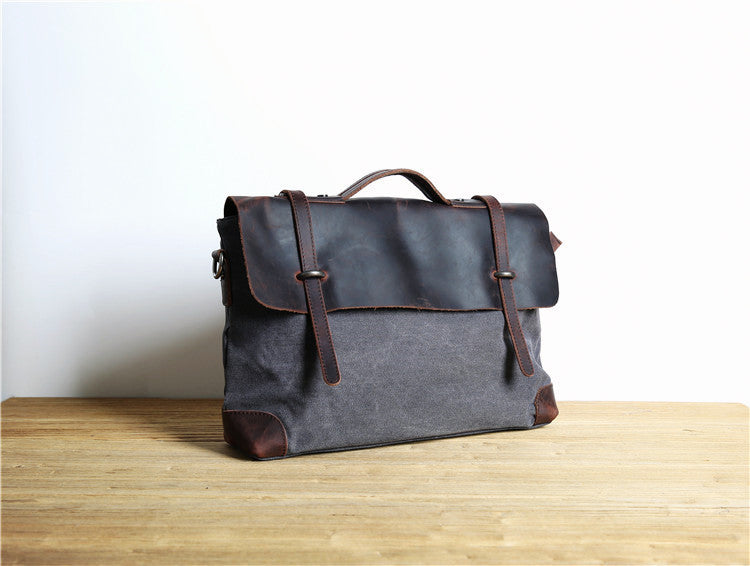 Classic Heritage Messenger Bag